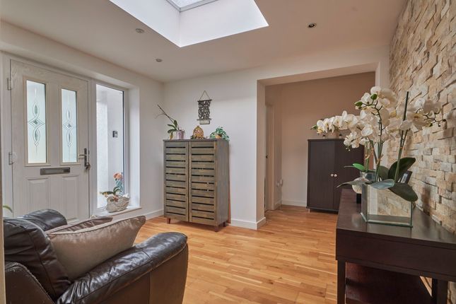 12, Sussex Close, Exeter photo 3