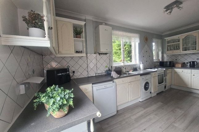 53, Hempdyke Road, SCUNTHORPE photo 4