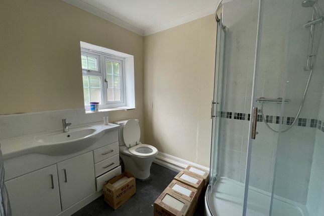 2-4, William Street, SITTINGBOURNE photo 3