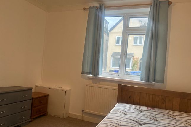 20 Lisburn Road, Newmarket photo 4