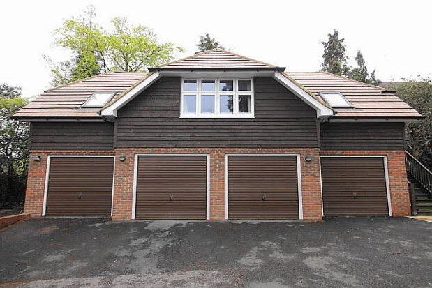 Thumbnail Maisonette to rent in Westmoreland Court, Uckfield