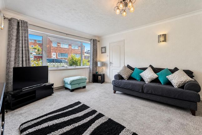 5, Wheelwright Avenue, Leeds photo 2