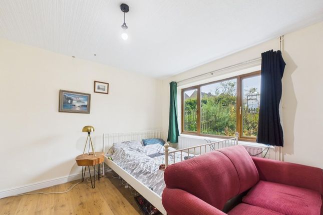 10 Churchill Avenue, Matlock photo 4