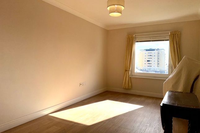 52, Patching Lodge, Brighton photo 5