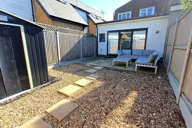 108, Cornwallis Circle, Kent photo 5