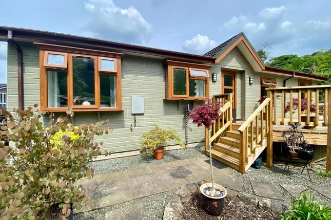 Mobile/park home for sale in Lea Lane, Whatstandwell, Matlock