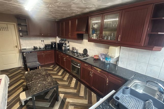 126, Western Road, Southall photo 3