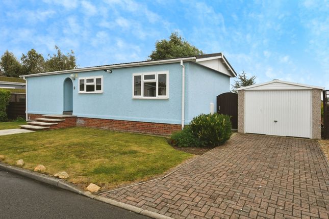 2-bed caravan on 9, Marina View, Lincoln, £129,000