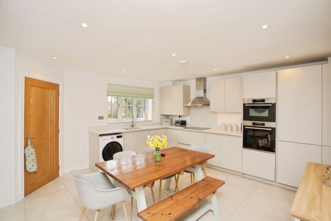3, Gilden Drive, Lutterworth photo 3