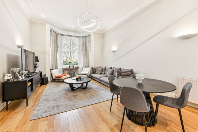 Thumbnail Flat for sale in St Georges Square, Pimlico