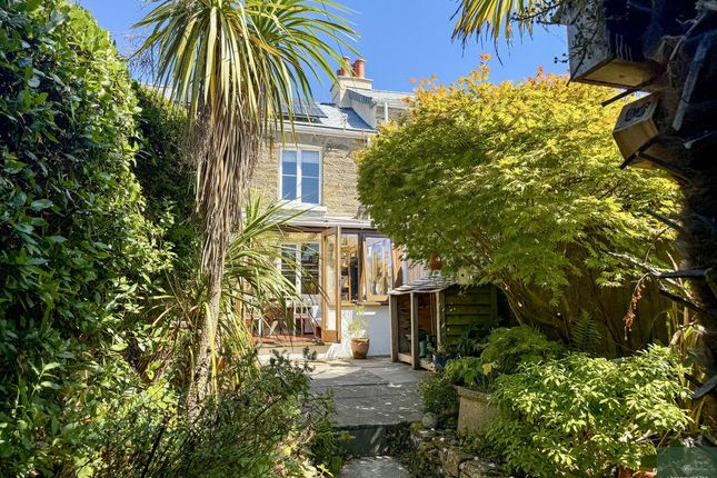 2-bed house on 8, St. Clements Terrace, Truro, £319,950