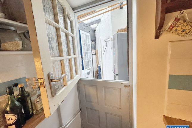 31, Market Street, Okehampton photo 4