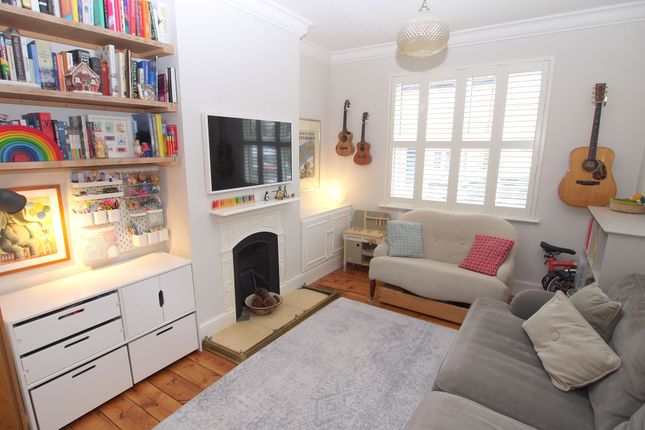 5 Greatness Road, Sevenoaks photo 2