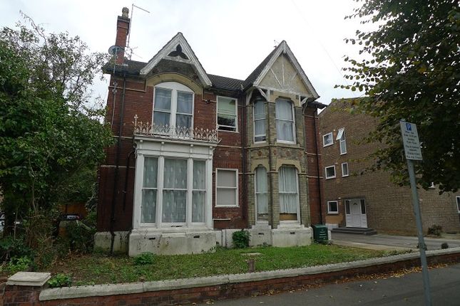 Flat 4 124 Park Road, Peterborough photo 4