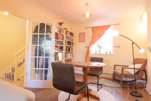 30, Penhill Road, Cardiff photo 3