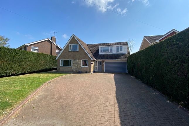 Thumbnail Detached house for sale in Spalding Road, Bourne, Lincolnshire