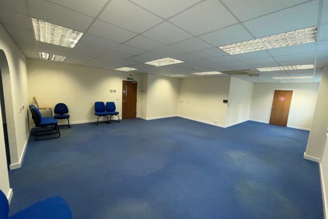 Office to let in First Floor Offices At Unit 1, Viewpoint, Boxley Road, Penenden Heath, Maidstone, Kent