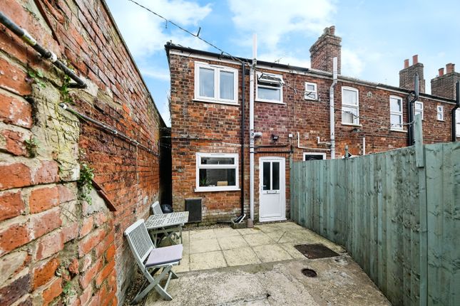 Thumbnail End terrace house for sale in The Tenters, Holbeach, Spalding, Lincolnshire