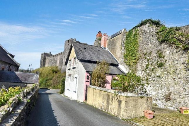 2-bed house on 1 The Parade, Pembroke, £83,000