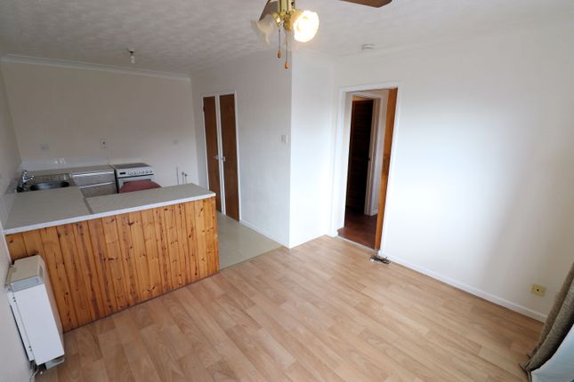 37, Launditch Crescent, Downham Market photo 4