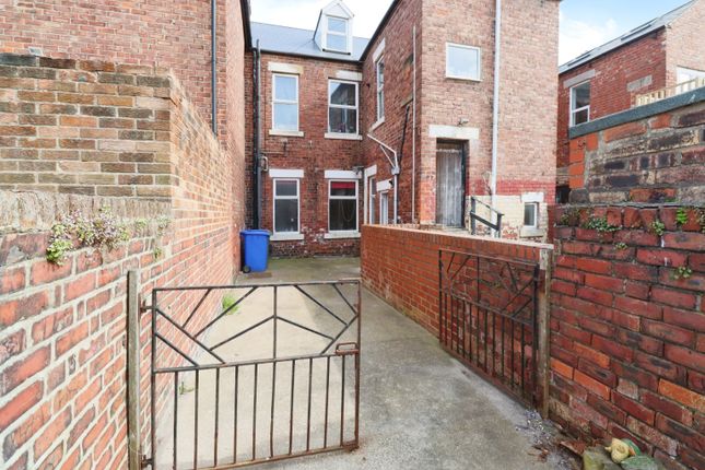 26, Hayward Avenue, Seaton Delaval, Whitley Bay photo 3