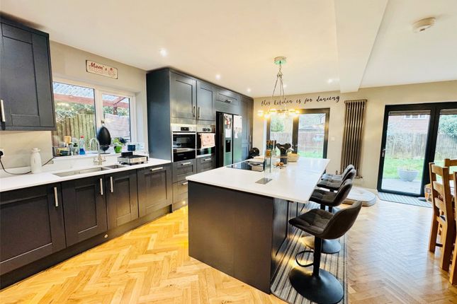 15, Longmead, Fleet photo 3