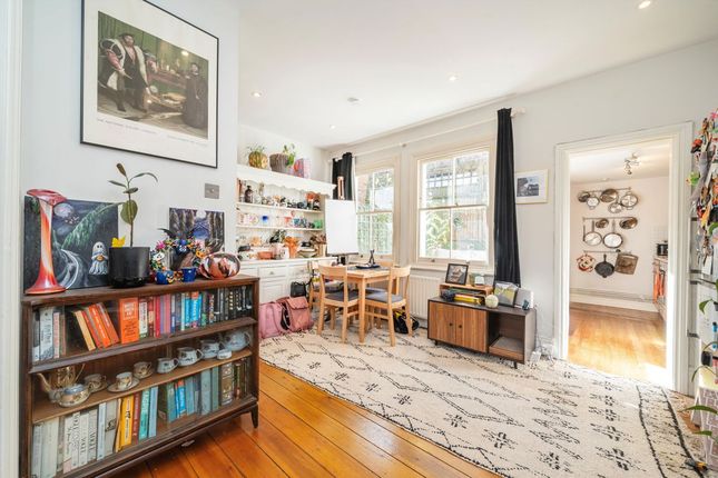 45, Willow Vale, London photo 3