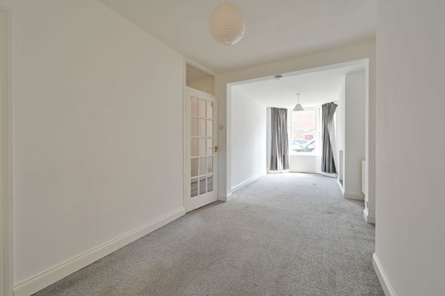 Benskin Road, Watford, WD18 0HW, Watford photo 3