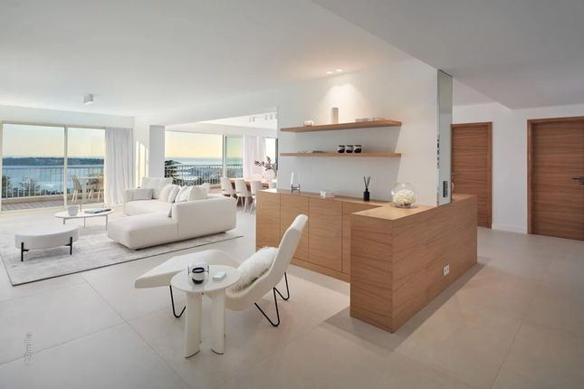 Apartment for sale in Cannes, Provence-Alpes-Cote D'azur, 06, France