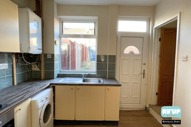 18 Spencer Street, Mexborough photo 5