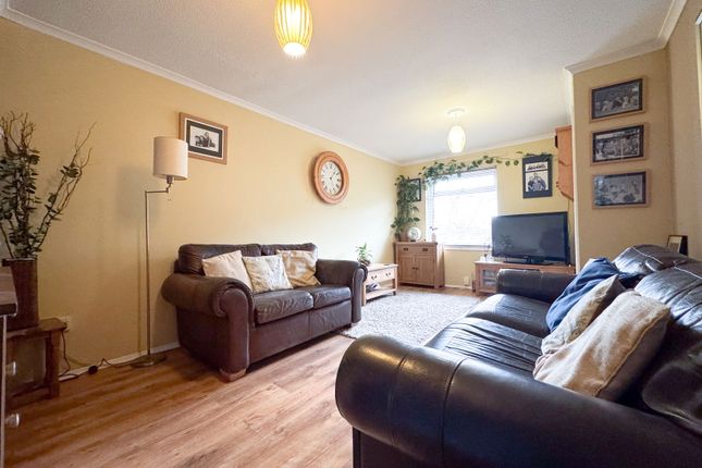 4, Valley Path, Newton Abbot photo 4