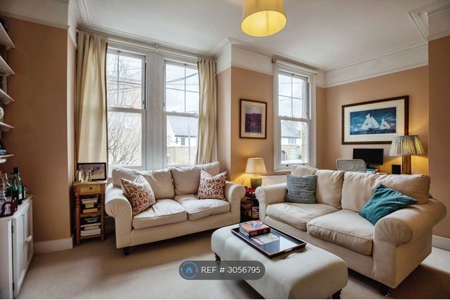 A Lessingham Avenue, London photo 3