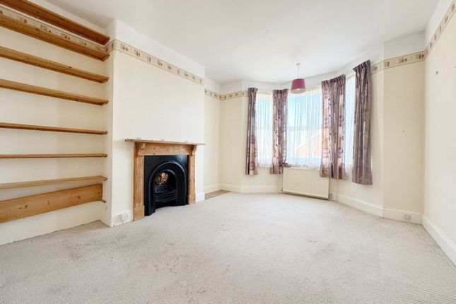 26, Church Road, Newton Abbot photo 4