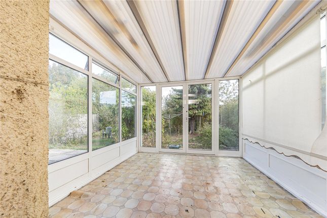 Colne Avenue, West Drayton photo 4