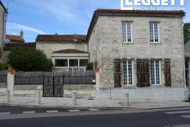 Villa for sale in 2 Rue Victor Hugo, Magnac-Sur-Touvre, Charente, Nouvelle-Aquitaine