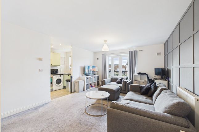 8, Wherry Close, Margate photo 2