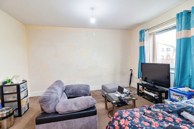 Town house for sale in The Martlet, Milton Keynes