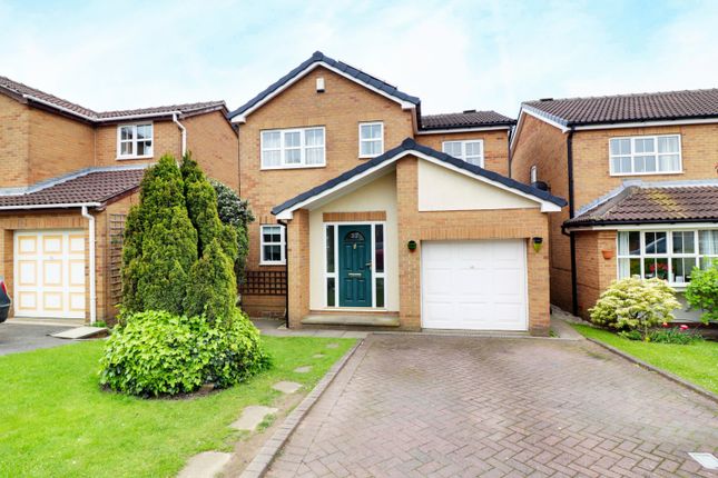 Thumbnail Detached house for sale in Rembrandt Avenue, Tingley, Wakefield