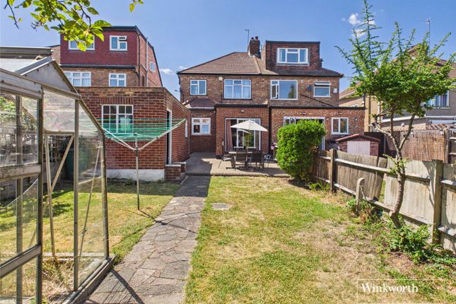 11, St. Georges Avenue, London photo 4