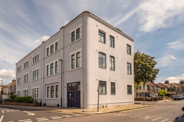 The Spectacle Works, 1a Jedburgh Road, Plaistow photo 3