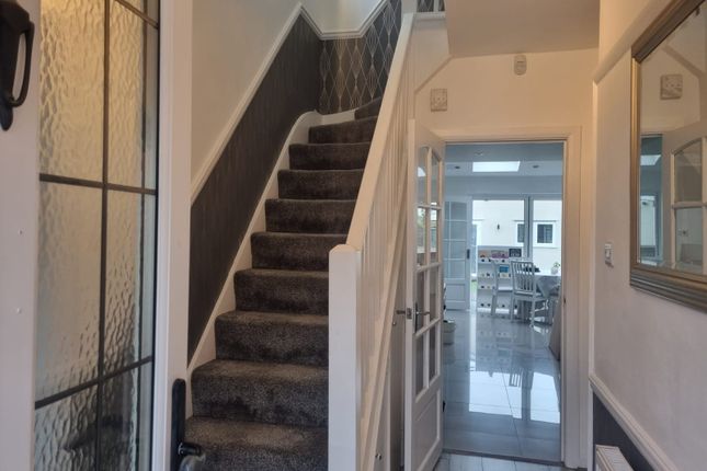 8, Meadow Road photo 4