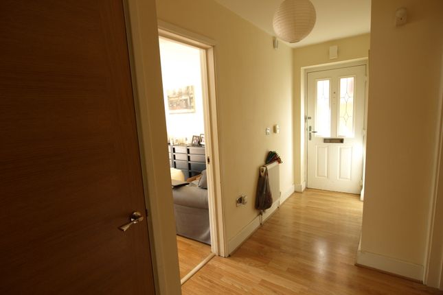 Maidstone photo 4