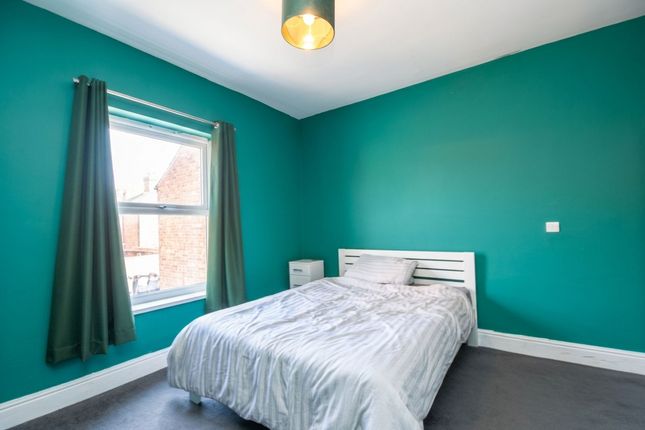35 Kara Street, Salford photo 4