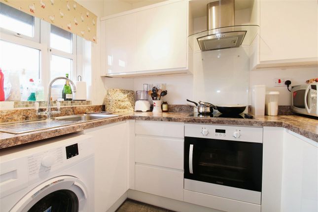 Flat for sale in Rectory Court Churchfields, Bishops Cleeve, Cheltenham