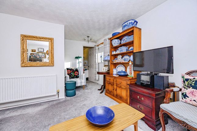 24, Malham Close, Bedfordshire photo 4