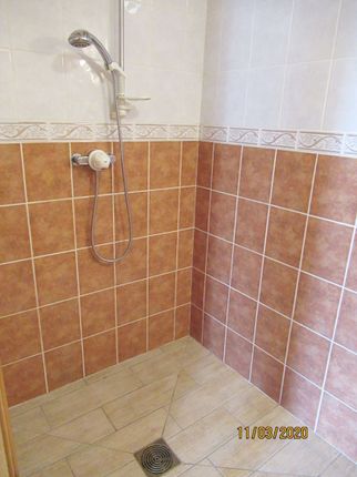 En-Suite Shower