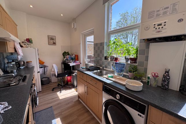 114, Cromwell Road, Wimbledon photo 2