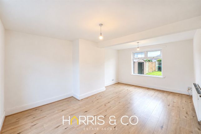 Westfield Avenue, Lancashire photo 3