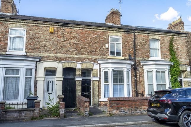 Thumbnail Terraced house to rent in Vyner Street, York