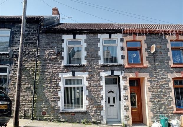Thumbnail Terraced house to rent in Amos Hill, Penygraig